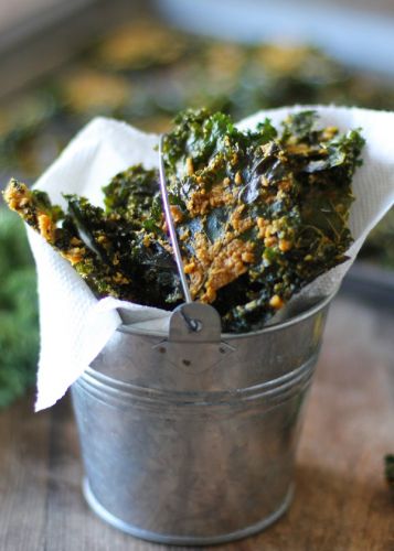 Nacho Cheese Kale Chips