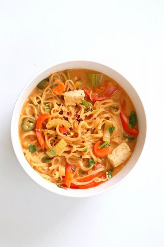 One Pot Peanut Sauce Noodles