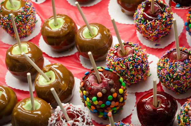 United Kingdom/United States of America: Toffee Apples/Candy Apples