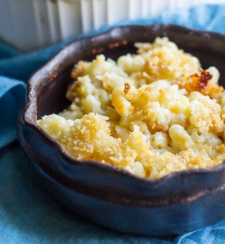 Baked Macaroni And Cheese With Garlic Butter Crumbs