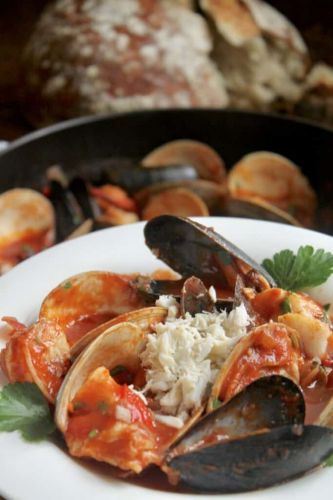 Cioppino (Italian-American Seafood Stew)