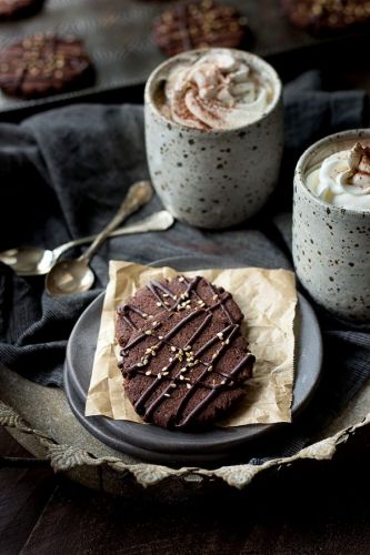 Low Carb Chocolate Cookies with Sesame Seeds