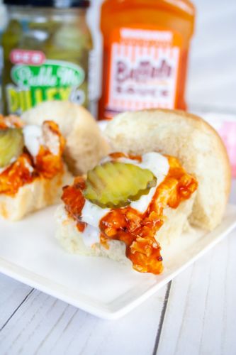 Air Fryer Crispy Buffalo Chicken Sliders