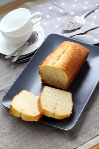 Moist & Tasty Rum Cake