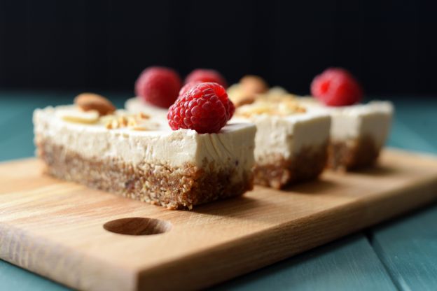 Coconut Milk Cheesecake Bars