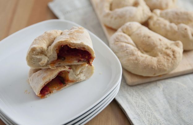 Mini biscuit calzones