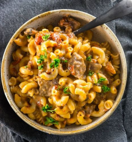 SLOW COOKER BEER MAC & CHEESE