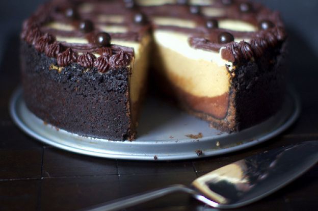 Capuccino Fudge Cheesecake