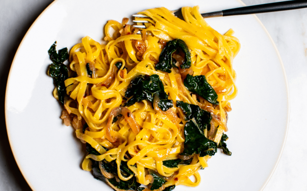 Caramelized Onion Pasta with Kale