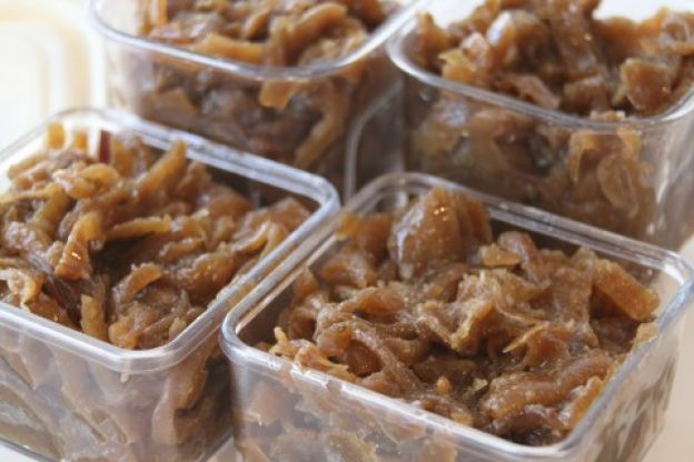 Make Caramelized Onions In The Crockpot And Freeze Leftovers