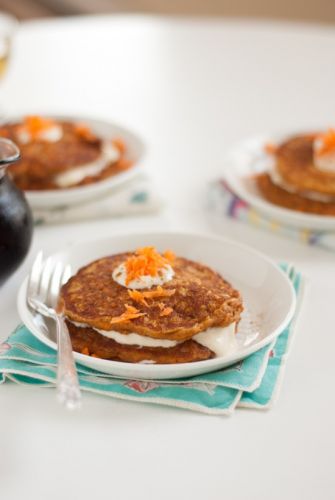 Whole wheat carrot cake pancakes