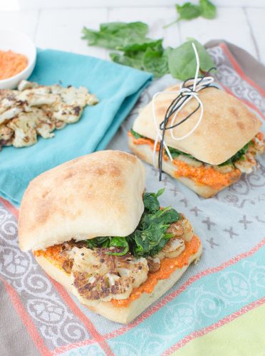 Crispy cauliflower sandwich