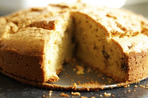 Almond flour cake