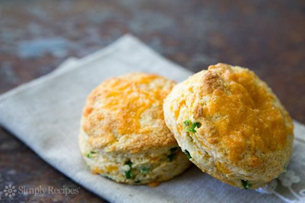 Cheddar Jalapeño Biscuits