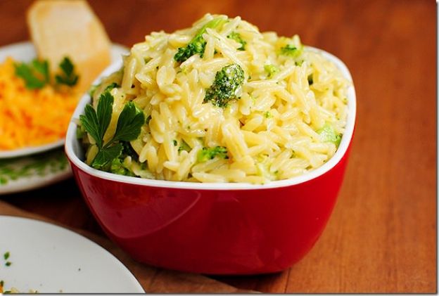 Cheesy Broccoli Orzo