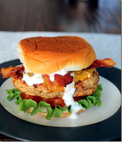 CHEDDAR BACON RANCH CHICKEN BURGERS