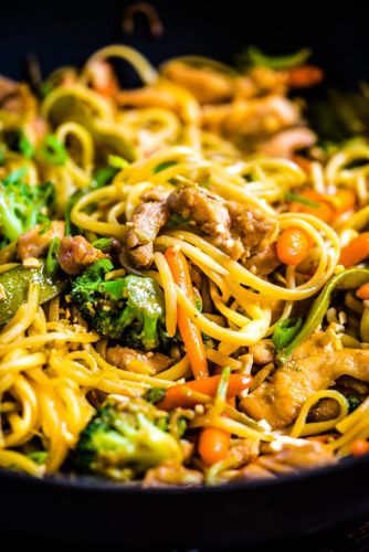 Sweet Chicken Lo Mein