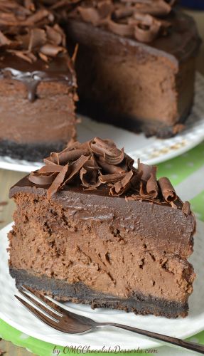 Triple Chocolate Cheesecake With Oreo Crust