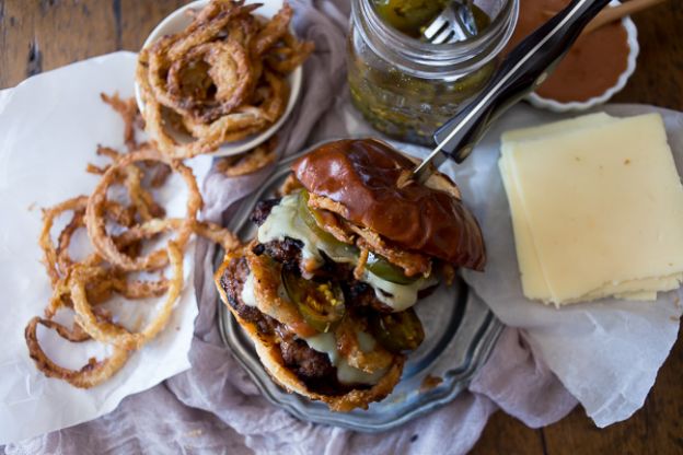 Chorizo beef burger with crispy onion straws