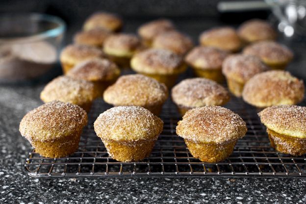 Cinnamon Brown Butter Breakfast Puffs