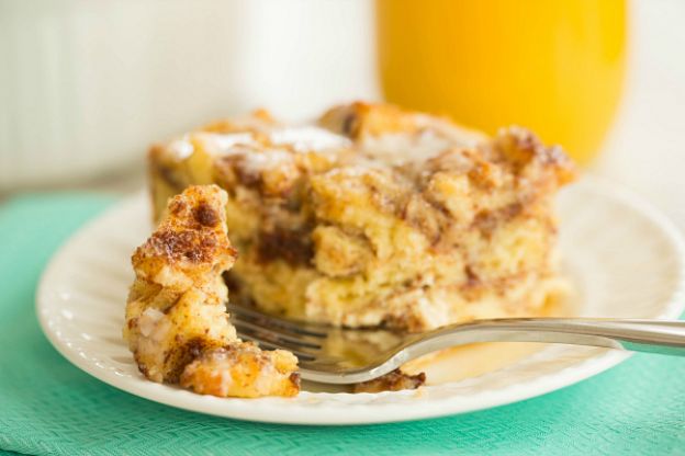 Cinnamon Roll Bread Pudding Breakfast Casserole