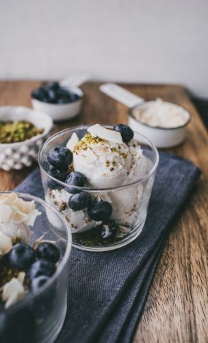 Coconut ice cream