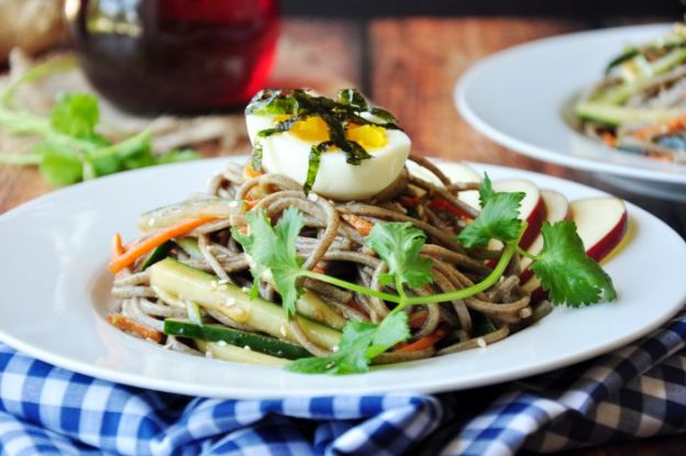 Cold Soba Noodles in Hot Chili Oil Sauce