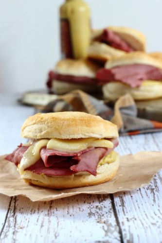 Corned Beef Sliders with Spicy Mustard and Melted Cheddar Cheese