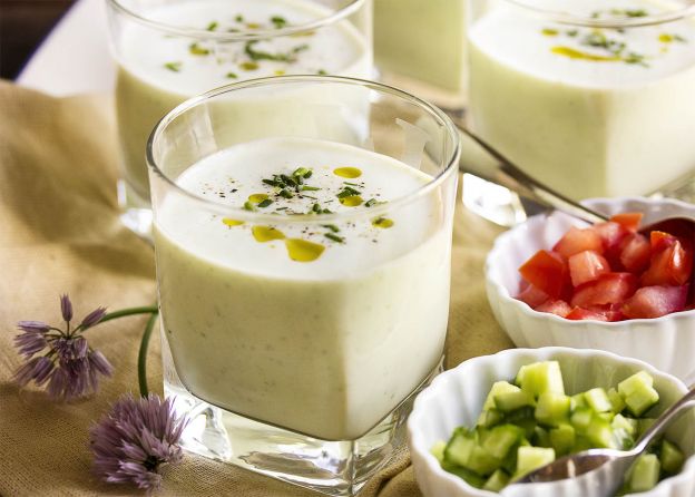 Cold Cucumber Buttermilk Soup