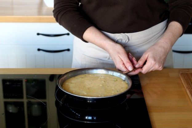 Cooking the tortilla