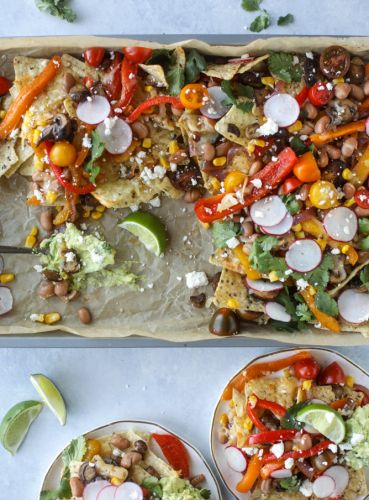 Veggie Fajita Sheet Pan Nachos