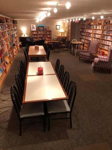 Iowa - Book Cellar & Coffee Attic (Iowa Falls)