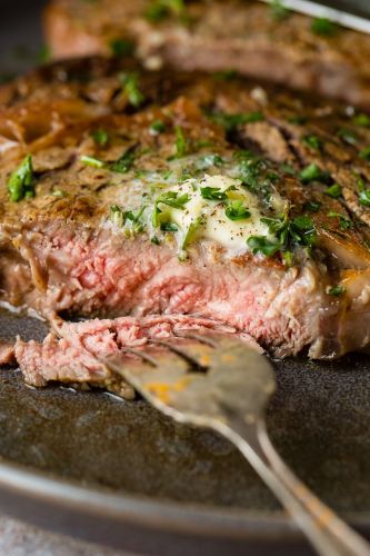 Easy Garlic Butter Steak