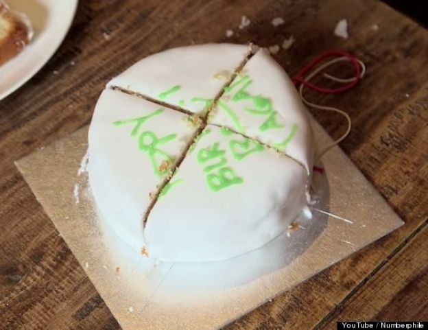 This is the best way to cut a cake