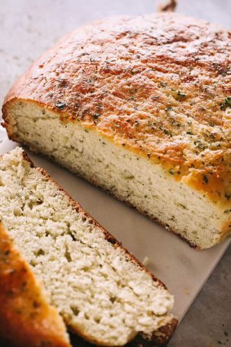 Basil pesto bread