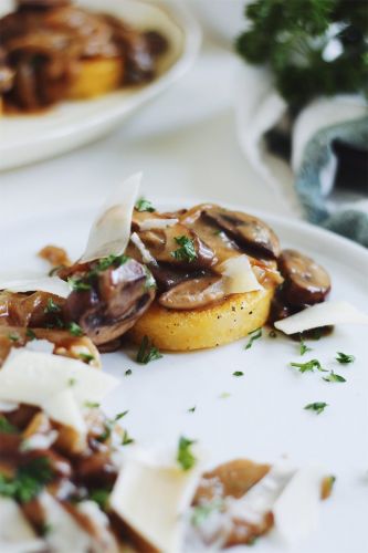 Seared Polenta Rounds With Mushrooms And Caramelized Onions