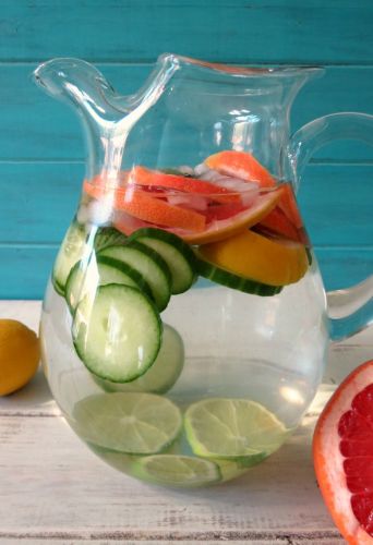 Fruity detox water