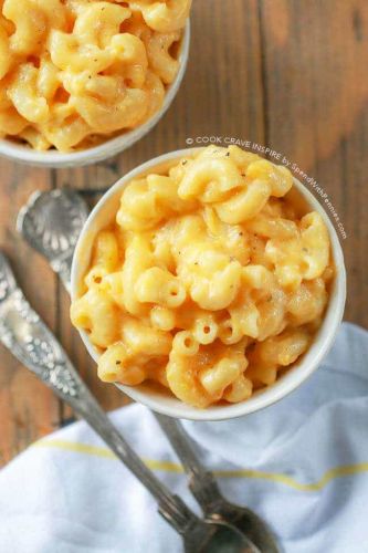 Creamy Macaroni And Cheese Casserole