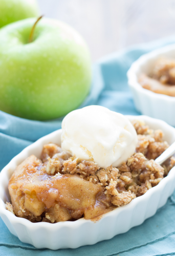 Slow Cooker Apple Crisp