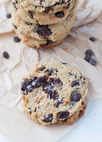 Salted Caramel Chocolate Chip Cookies