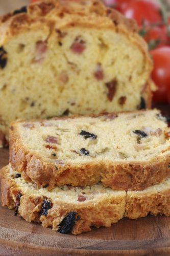 Savory loaf cake