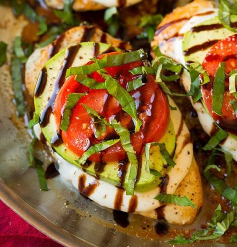 Avocado Caprese Skillet Chicken