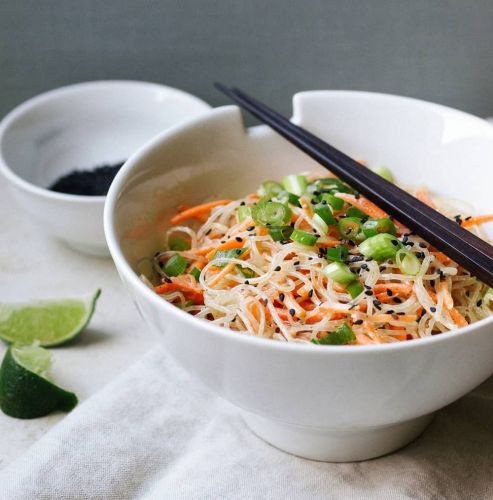 Kelp Noodle Salad and Peanut Dressing