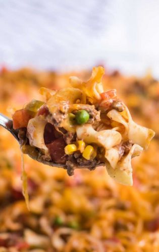 Easy Hamburger Casserole with Noodles