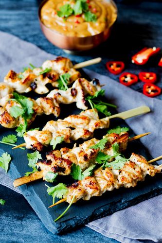 Easy chicken satay with peanut chili sauce