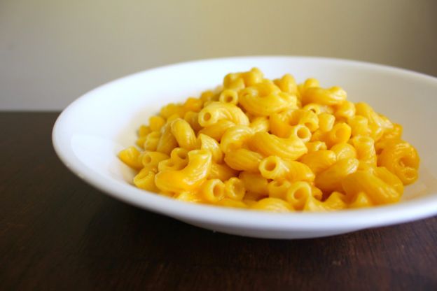 Easy Microwave Mac and Cheese