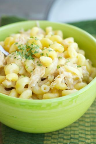 Mac And Cheese With Garlic Chicken