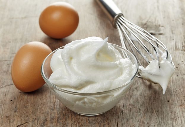 Use Fresh, Room Temperature Eggs for Whipping