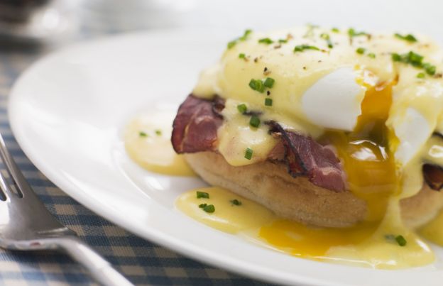 Make hassle-free hollandaise