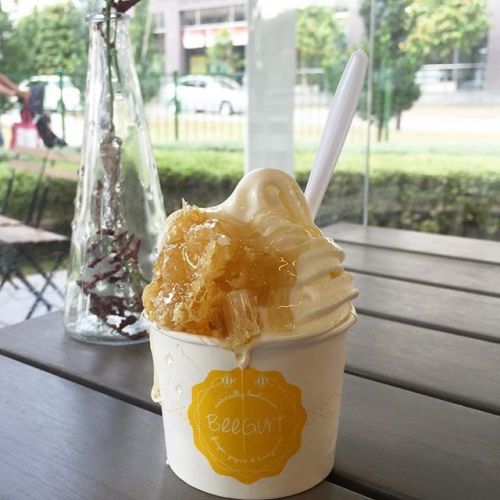 Beegurt in Singapore